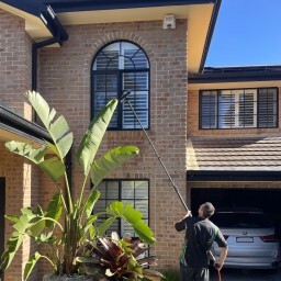 window_cleaning_sydney_northern_beaches_nsw.jpg